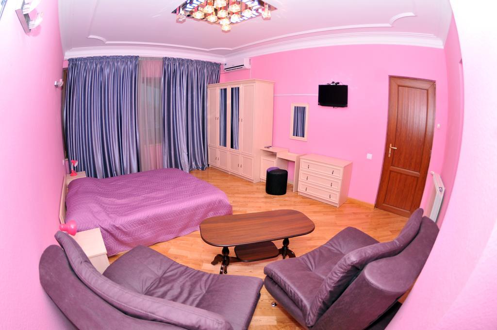 Hotel Relax Tbiliszi Kültér fotó